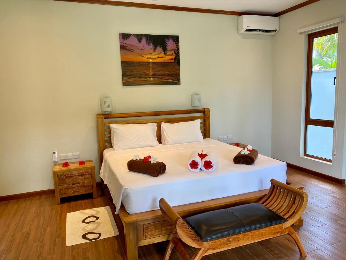 Anse Soleil Beachcomber And Self Catering
