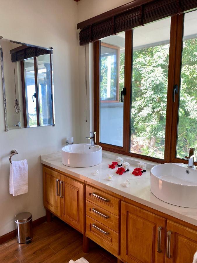 Anse Soleil Beachcomber And Self Catering מלון Baie Lazare (Mahe)